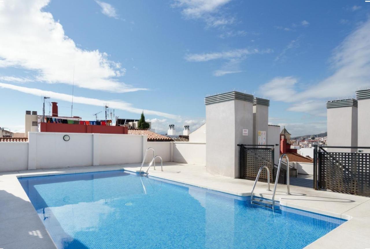 Family Apartment Patio&Swimming Pool In Center Malaga Luaran gambar