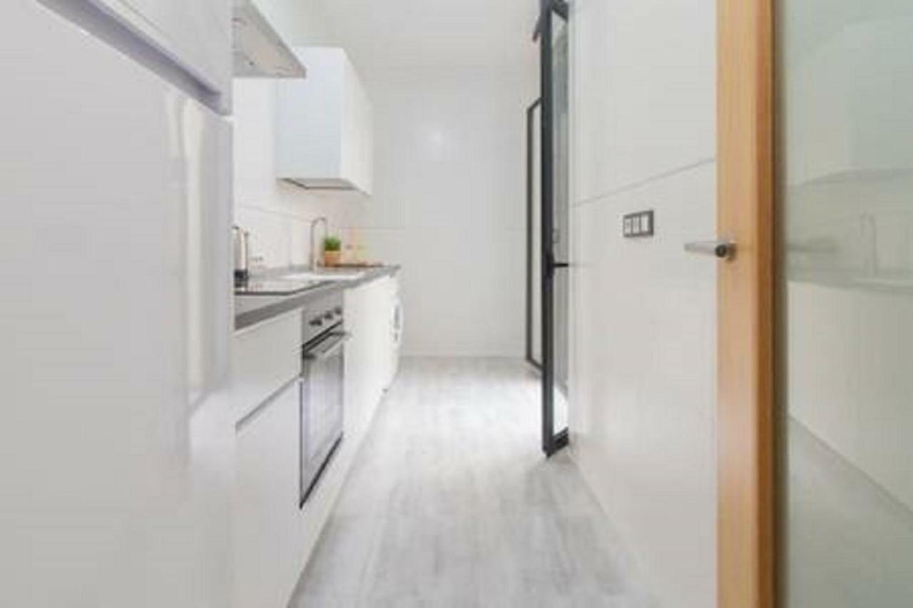 Family Apartment Patio&Swimming Pool In Center Malaga Luaran gambar